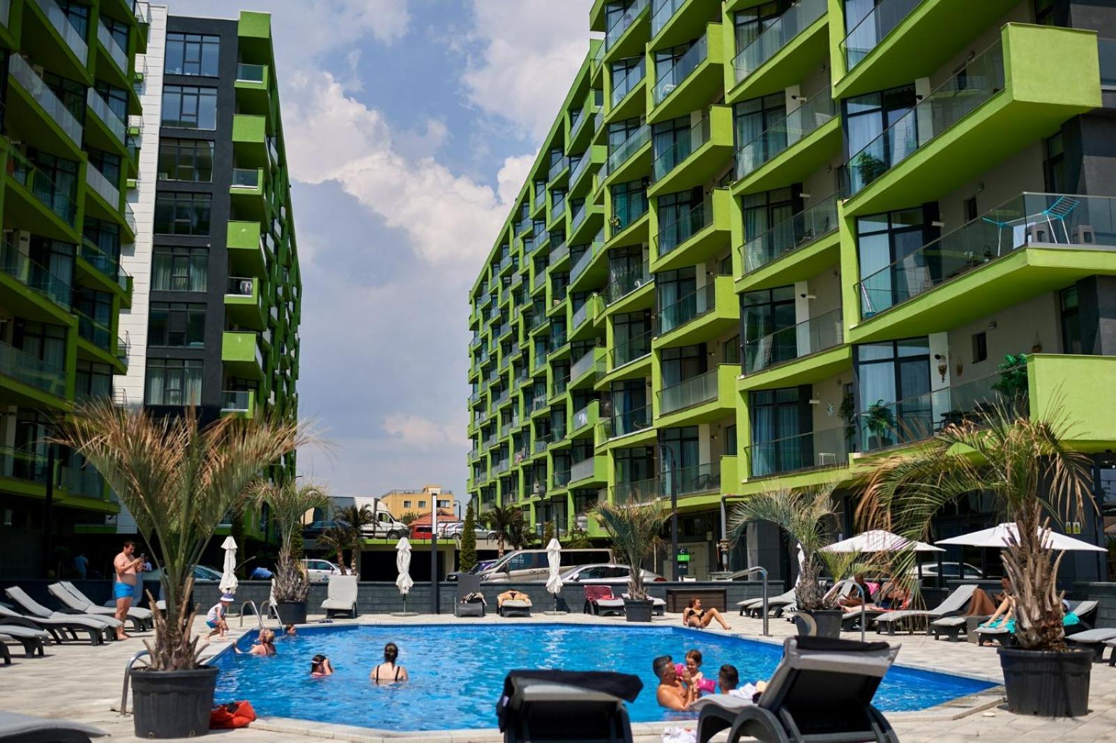 Evelyn'S Apartment Spa&Pool Beach Resort Mamaia Esterno foto