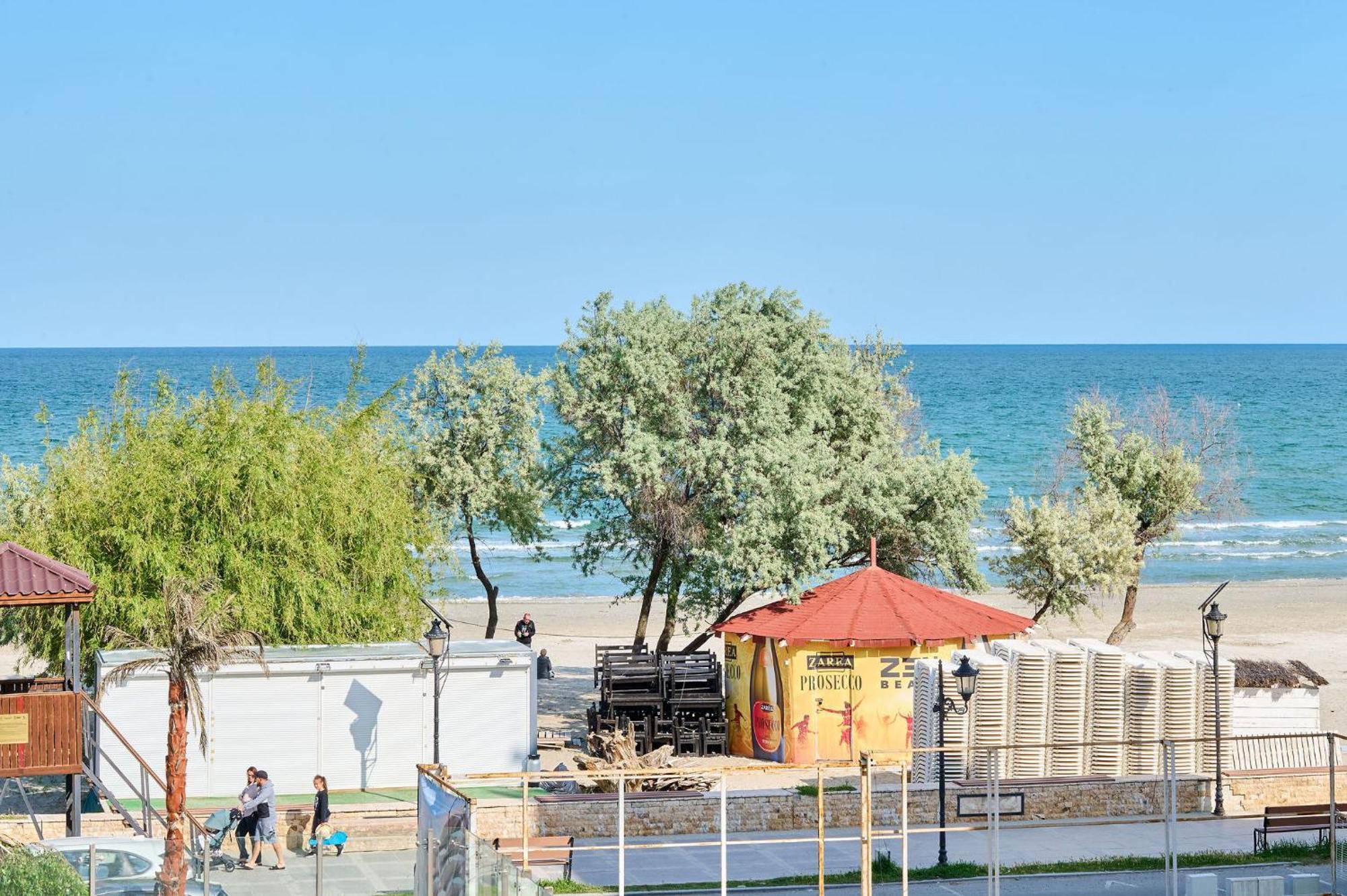 Evelyn'S Apartment Spa&Pool Beach Resort Mamaia Esterno foto
