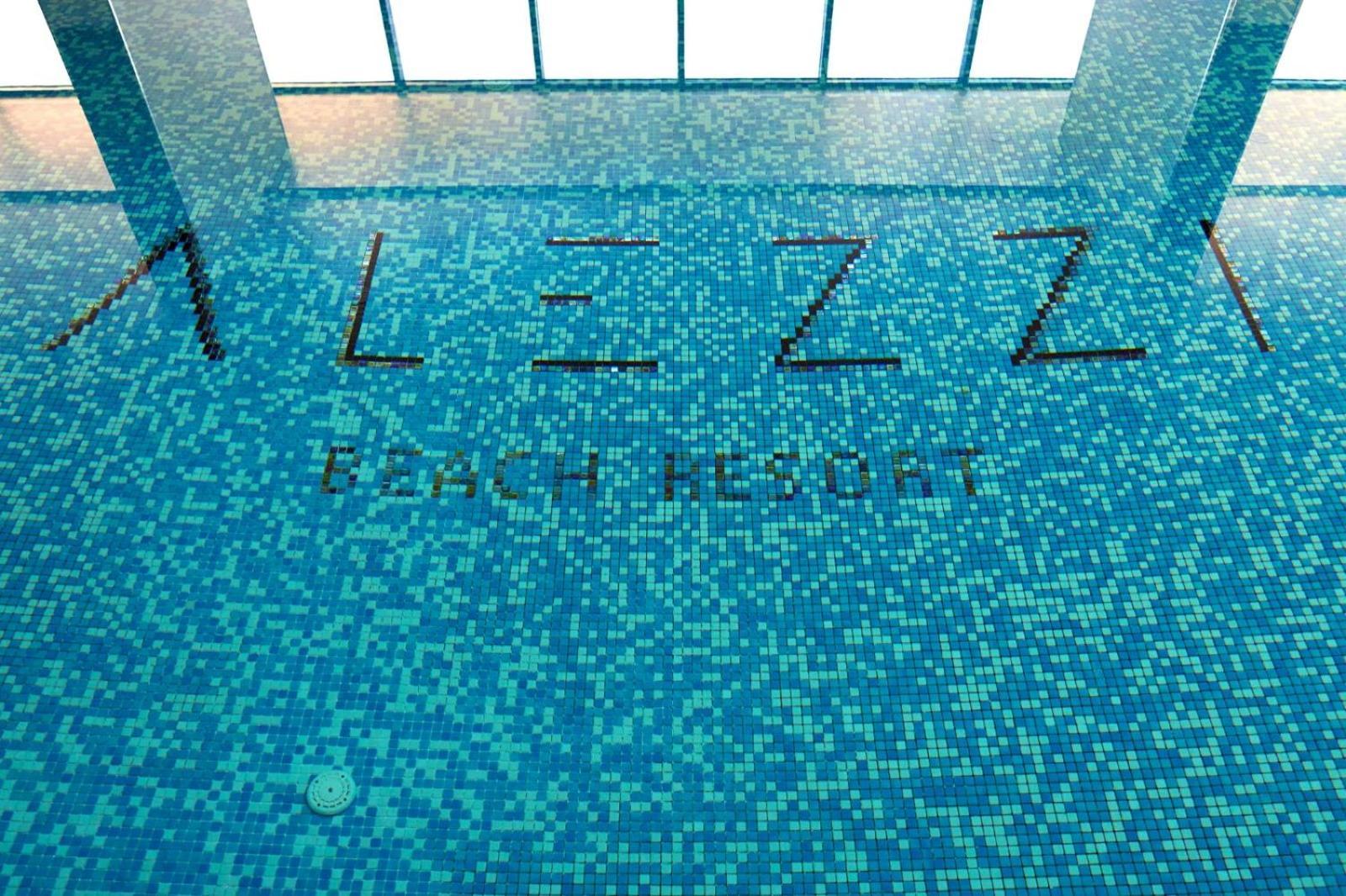 Evelyn'S Apartment Spa&Pool Beach Resort Mamaia Esterno foto