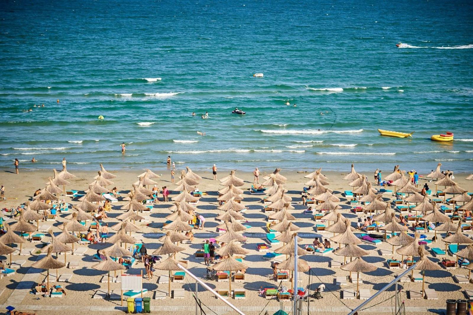 Evelyn'S Apartment Spa&Pool Beach Resort Mamaia Esterno foto